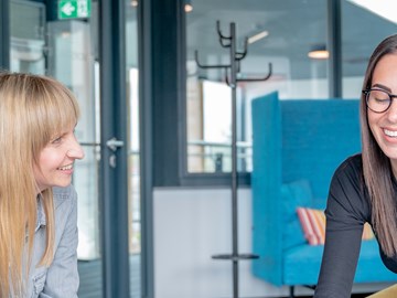 Mitarbeitende der envia THERM bei einer Besprechung Mitarbeitende der envia THERM bei einer Besprechung