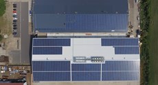 PVA Gorsleben Luftaufnahme der PV-Anlage Gorsleben verteilt über mehrere Dachflächen
